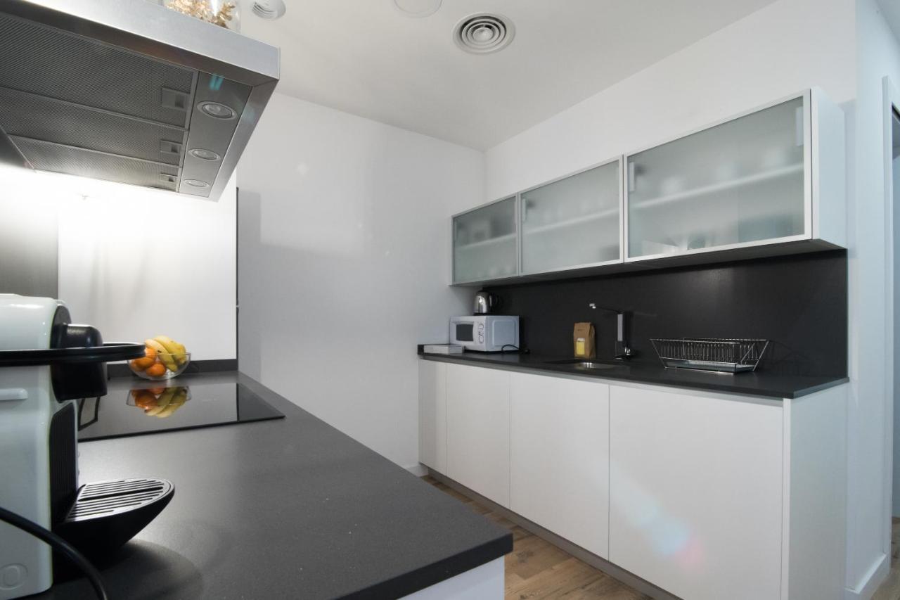 Apartamentos Almada 사라고사 외부 사진